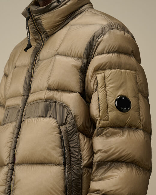 D.D. Shell Hooded Short Down Jacket